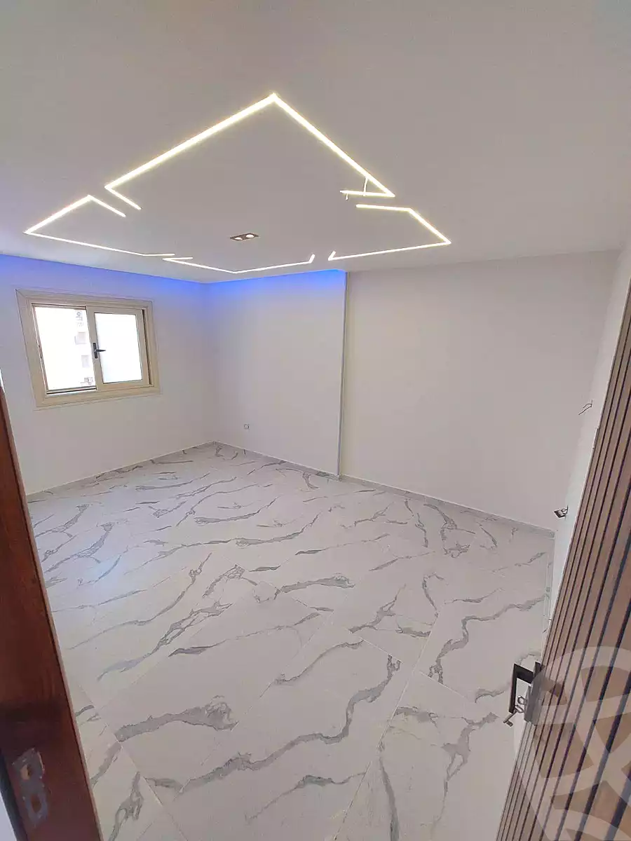 https://aqarmap.com.eg/ar/listing/6992779-for-sale-alexandria-el-asafra-l-sfr-bhry-el-geish-rd