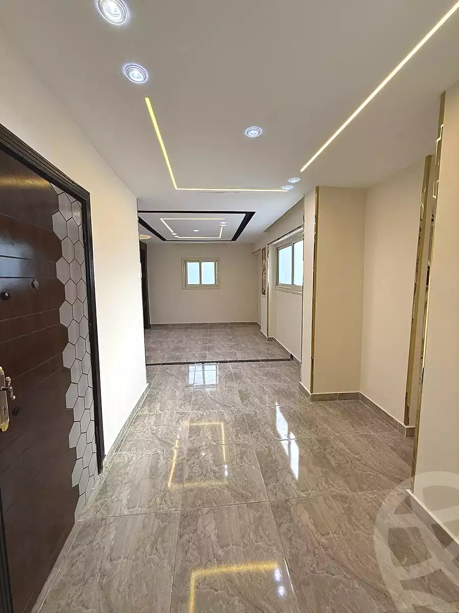 https://aqarmap.com.eg/ar/listing/6993481-for-sale-alexandria-sydy-bshr-sydy-bshr-bhry-khalil-hamada-st