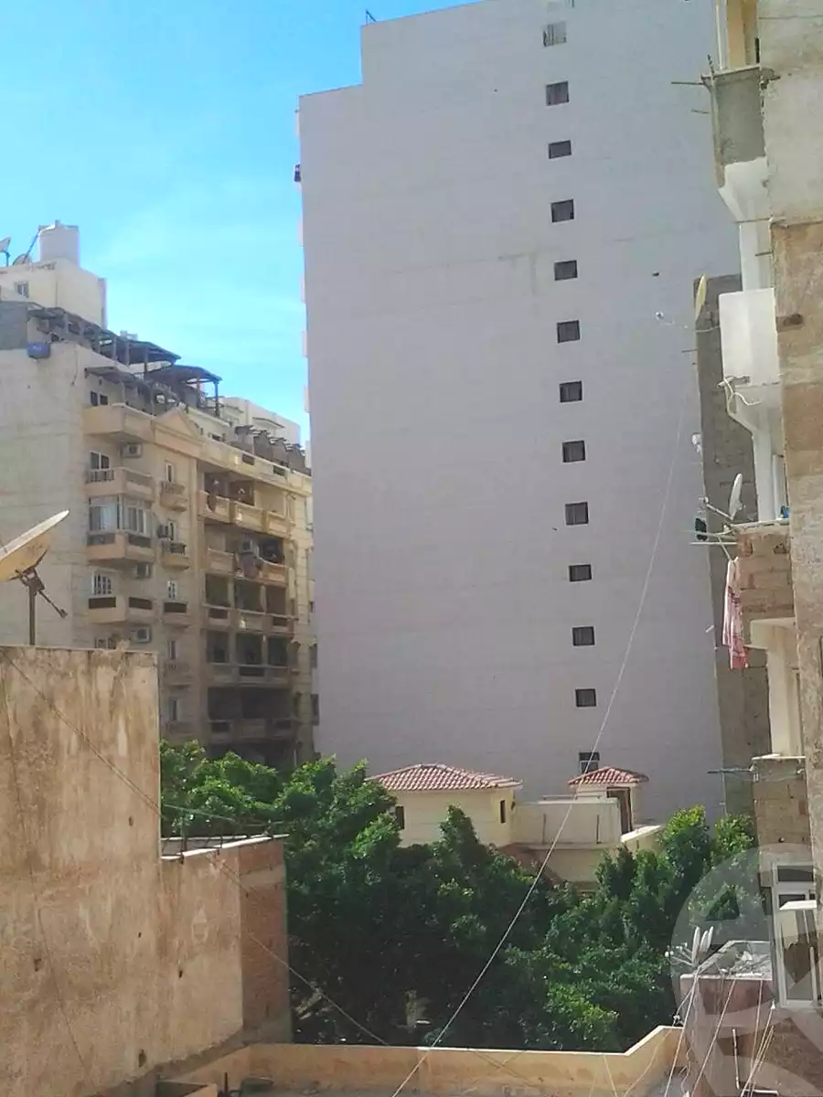 https://aqarmap.com.eg/en/listing/6993482-for-rent-alexandria-kafr-abdo-hussein-basha-st