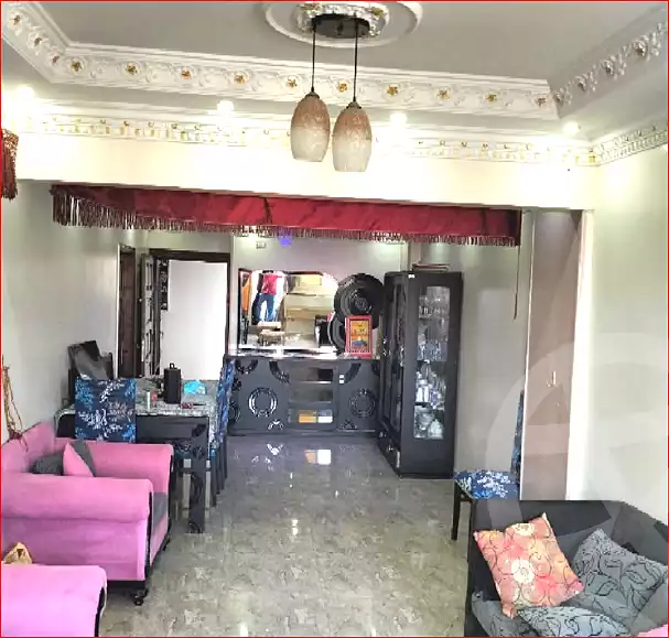 https://aqarmap.com.eg/en/listing/6993624-for-sale-cairo-helwan-helwan-el-sharkeya-ryad-pasha-st