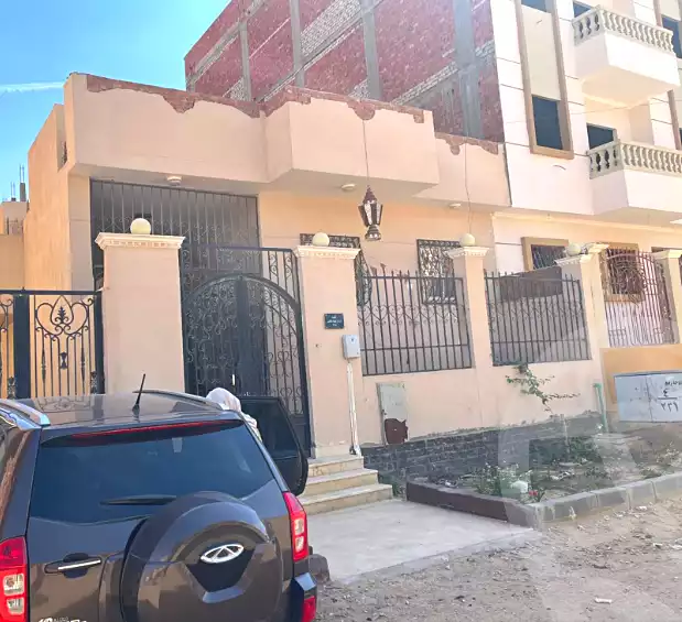 https://aqarmap.com.eg/ar/listing/6993686-for-sale-cairo-badr-city-hai-el-banafsg-sixth-neighborhood-neighborhood-2