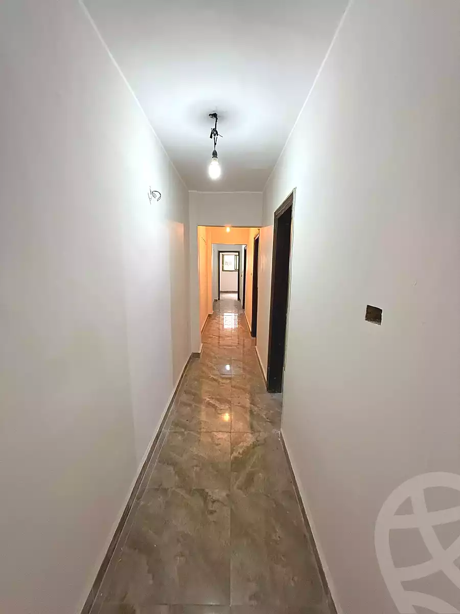 https://aqarmap.com.eg/ar/listing/6993744-for-sale-alexandria-sydy-bshr-sydy-bshr-bhry-street-16