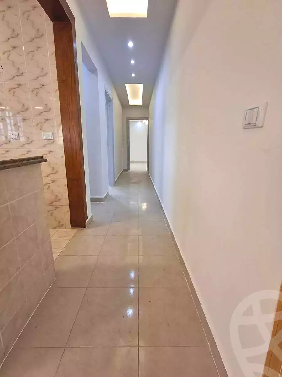https://aqarmap.com.eg/ar/listing/6994011-for-sale-alexandria-al-agamy-shataa-el-nakheel