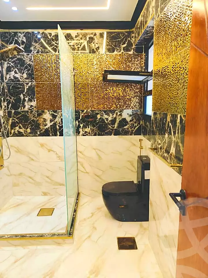 https://aqarmap.com.eg/ar/listing/6994464-for-sale-alexandria-al-agamy-el-hanouvel