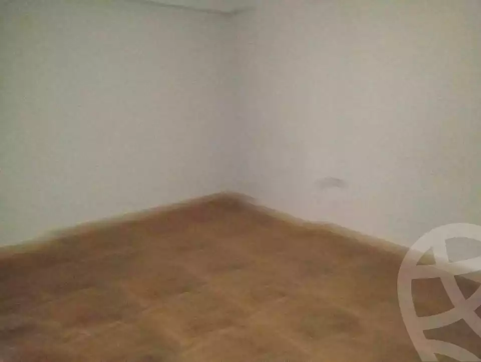 https://aqarmap.com.eg/ar/listing/6994479-for-rent-alexandria-al-agamy-el-kilo-21