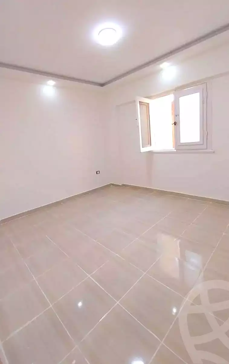 https://aqarmap.com.eg/ar/listing/6994746-for-sale-alexandria-al-agamy-shataa-el-nakheel