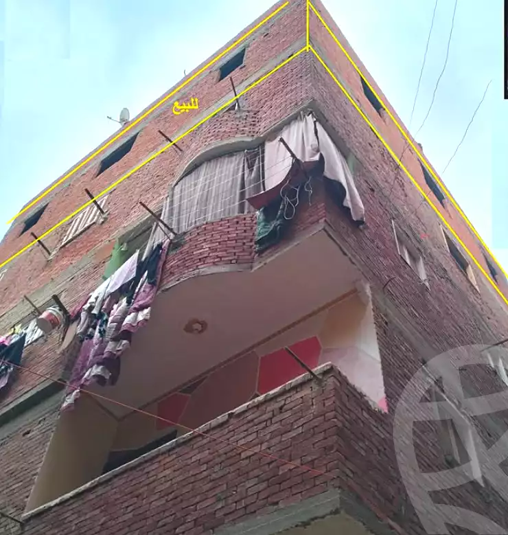 https://aqarmap.com.eg/ar/listing/6994845-for-sale-cairo-helwan-el-shareaa-el-sharby-st