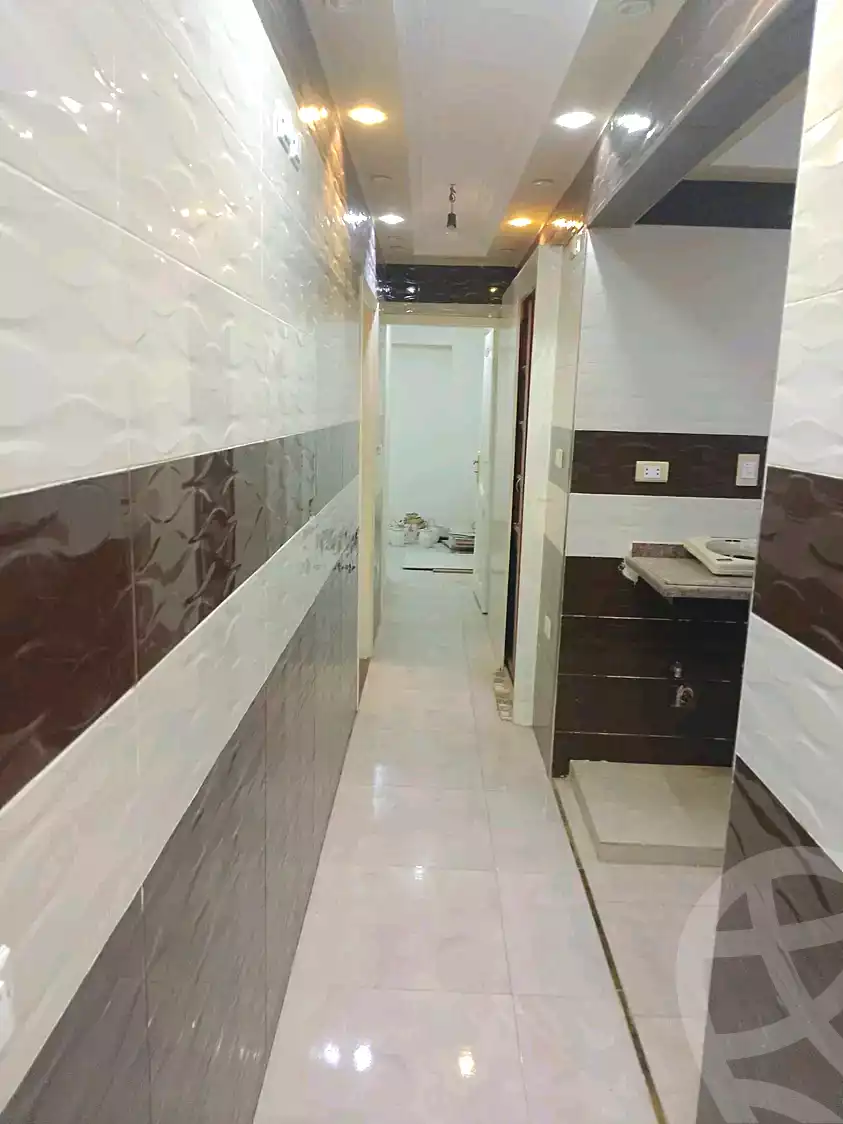 https://aqarmap.com.eg/ar/listing/6994866-for-sale-cairo-ain-shams-ain-shams-el-sharkia-el-zahraa-st