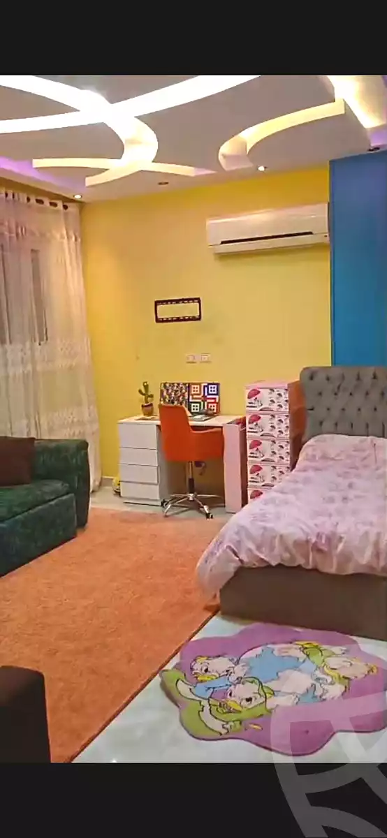 https://aqarmap.com.eg/ar/listing/6994930-for-rent-cairo-helwan-hadayek-helwan-nile-corniche-st