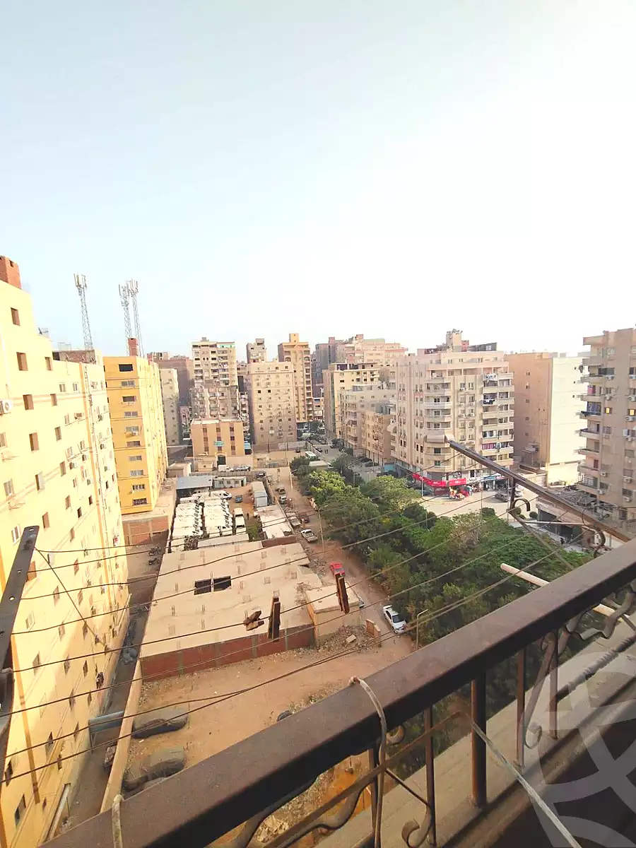 https://aqarmap.com.eg/ar/listing/6994974-for-sale-cairo-helwan-hadayek-helwan-nile-corniche-st