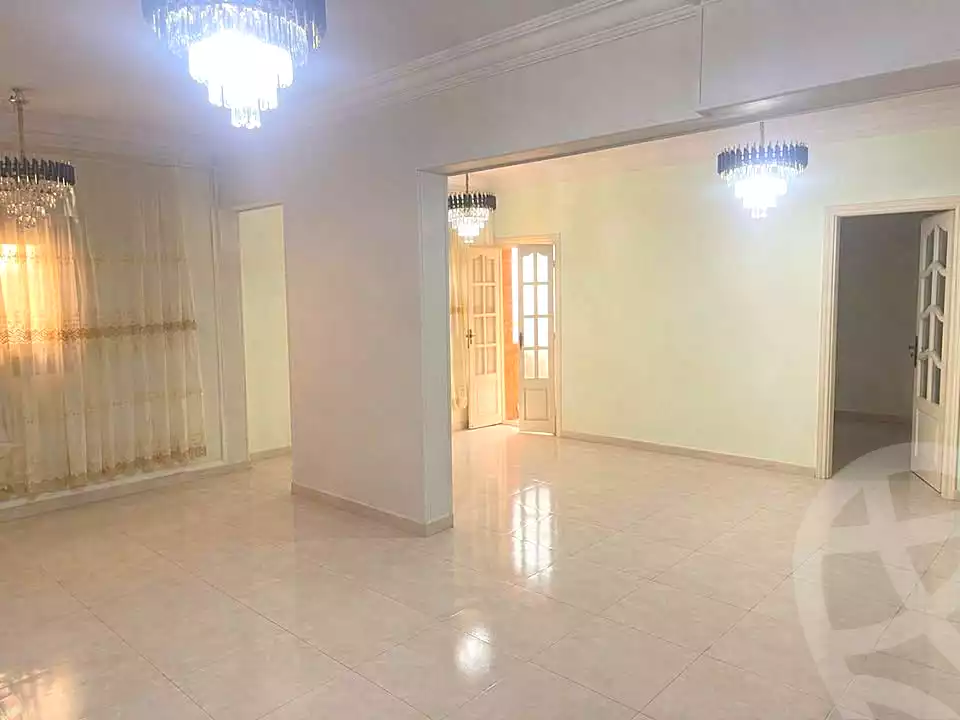 https://aqarmap.com.eg/ar/listing/6995350-for-sale-alexandria-sydy-bshr-sydy-bshr-bhry-gamal-abd-el-nasir-st