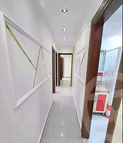 https://aqarmap.com.eg/ar/listing/6995357-for-sale-alexandria-sydy-bshr-sydy-bshr-bhry-street-15