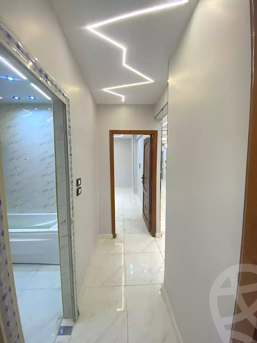 https://aqarmap.com.eg/ar/listing/6995817-for-sale-cairo-elnozha-Streettt-27