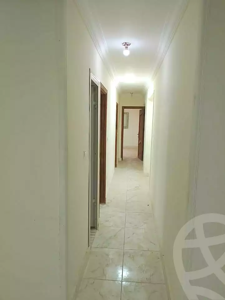 https://aqarmap.com.eg/ar/listing/6995893-for-sale-alexandria-al-agamy-bw-ywsf