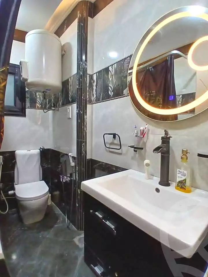 https://aqarmap.com.eg/ar/listing/6995921-for-sale-alexandria-sydy-bshr-sydy-bshr-bhry-shr-mhmd-njyb