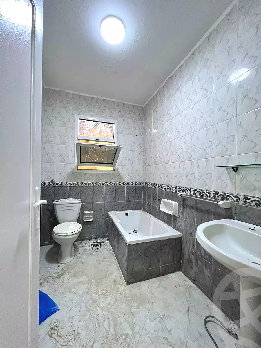 https://aqarmap.com.eg/ar/listing/6995915-for-sale-alexandria-al-agamy-shataa-el-nakheel