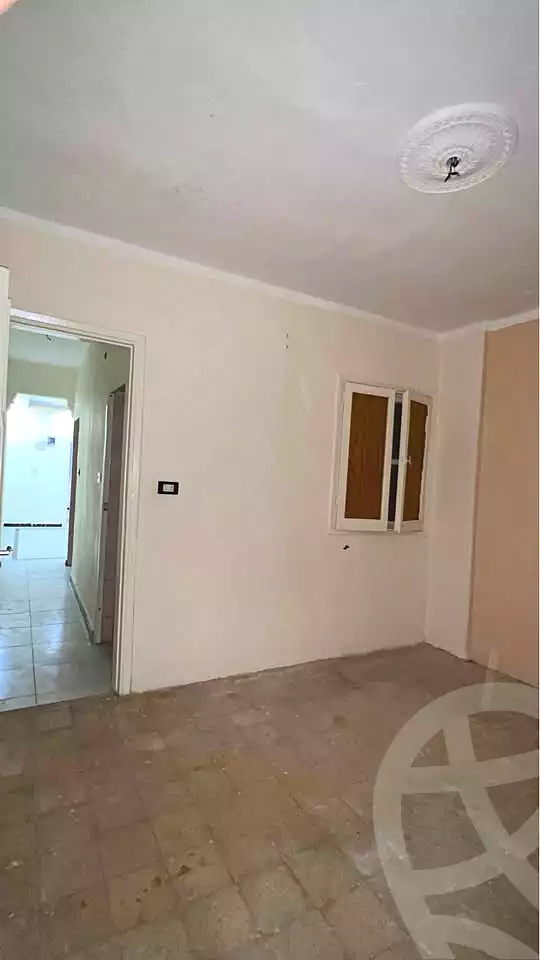 https://aqarmap.com.eg/ar/listing/6995990-for-sale-alexandria-moharram-bey-el-amir-mostafa-st