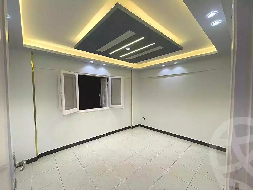 https://aqarmap.com.eg/ar/listing/6996295-for-sale-alexandria-al-agamy-shataa-el-nakheel