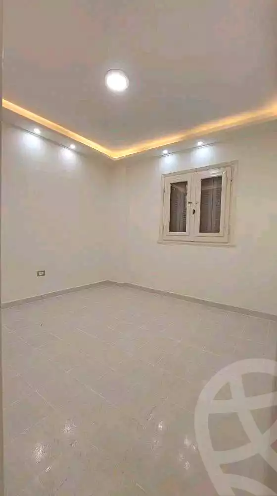 https://aqarmap.com.eg/ar/listing/6996395-for-sale-alexandria-al-agamy-shataa-el-nakheel
