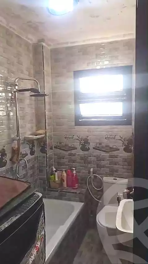 https://aqarmap.com.eg/ar/listing/6997058-for-sale-alexandria-al-agamy-el-hanouvel