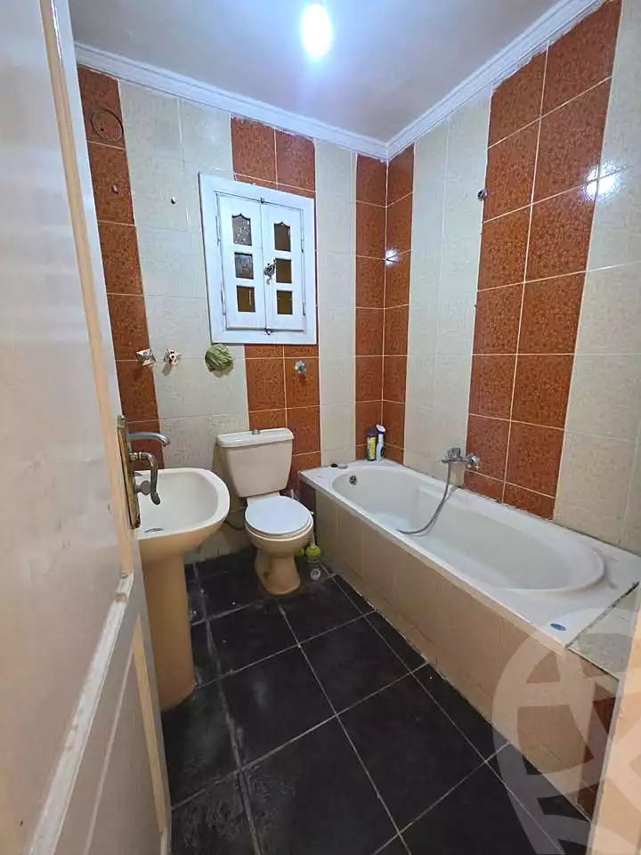 https://aqarmap.com.eg/ar/listing/6997204-for-sale-alexandria-sydy-bshr-sydy-bshr-bhry-shr-khld-bn-lwlyd