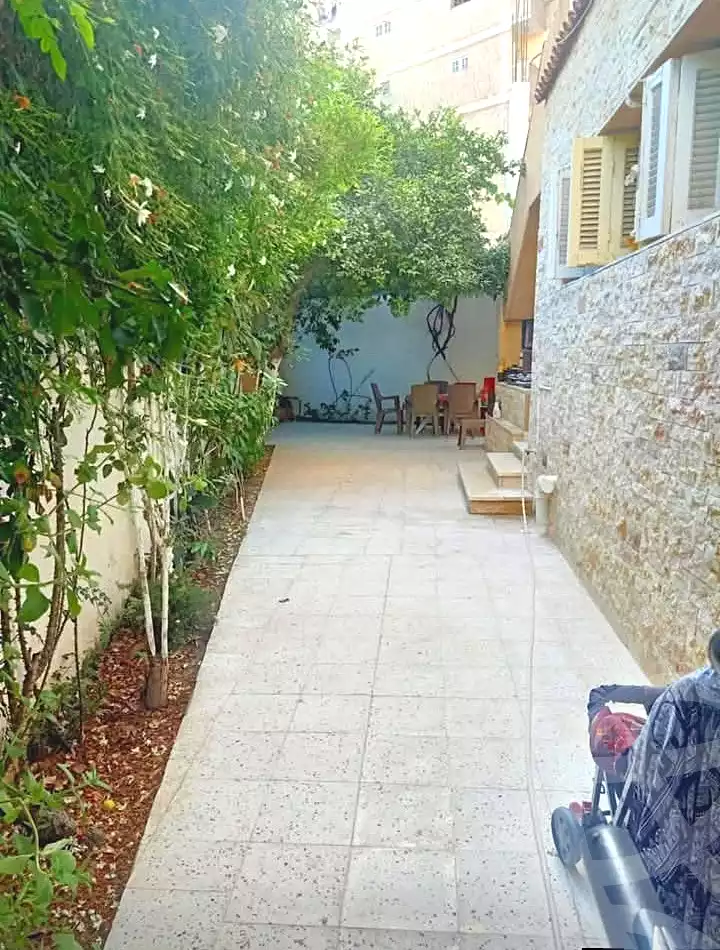 https://aqarmap.com.eg/ar/listing/6997405-for-sale-alexandria-al-agamy-lbytsh-al-aeda-al-kadema-st