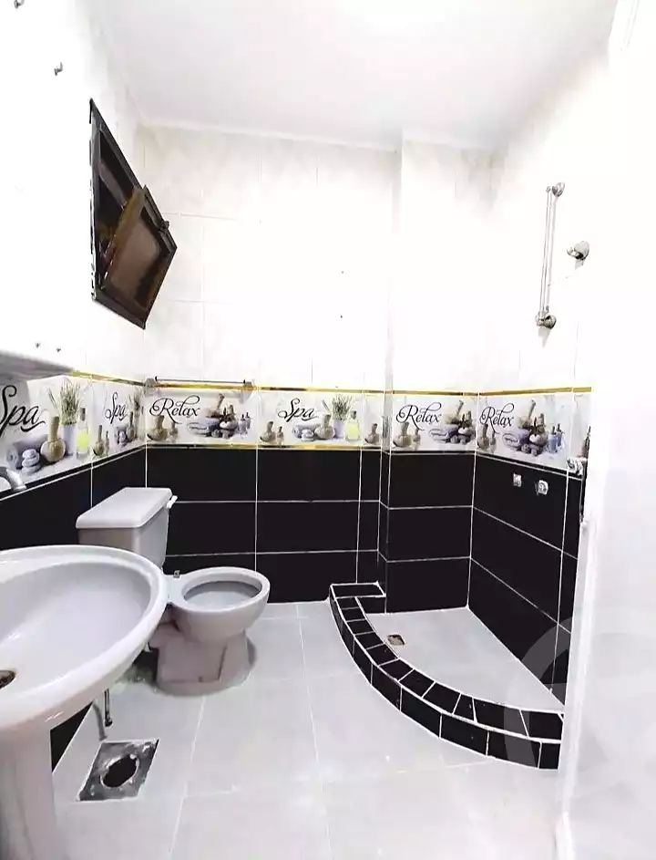 https://aqarmap.com.eg/ar/listing/6997474-for-sale-alexandria-al-agamy-shataa-el-nakheel
