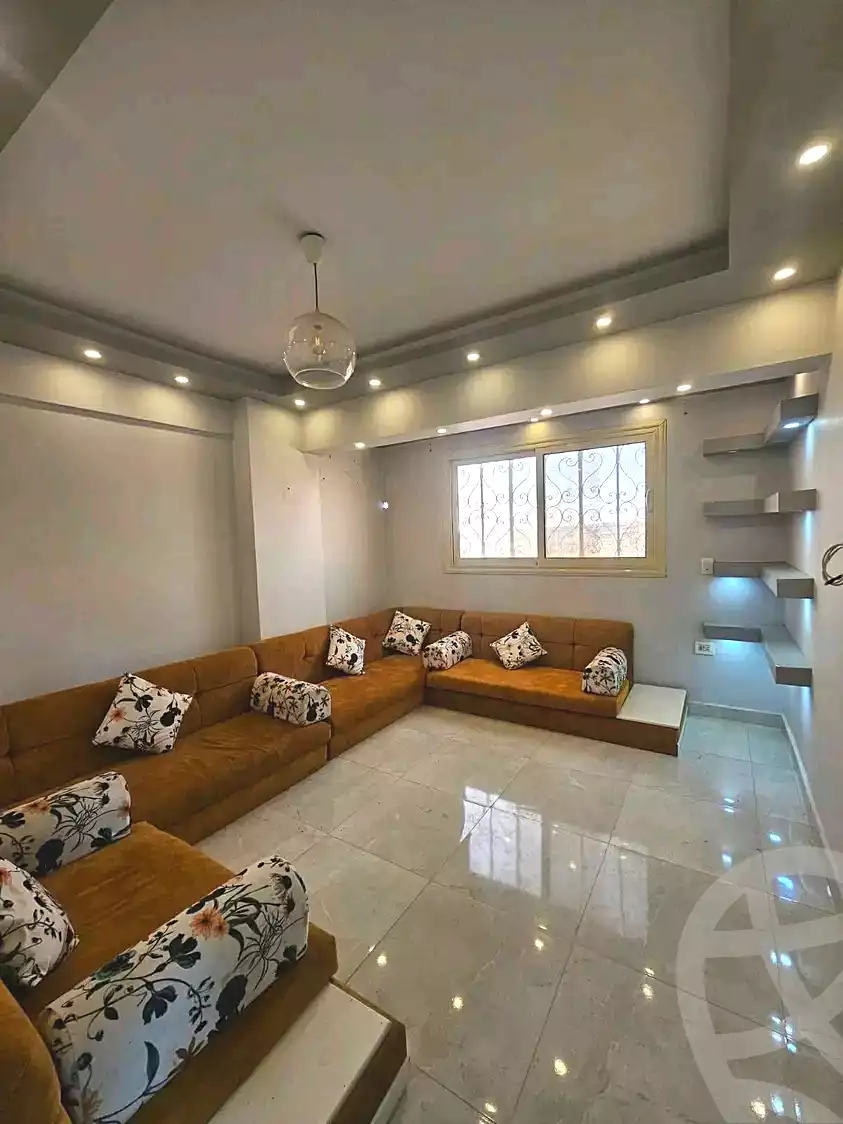 https://aqarmap.com.eg/ar/listing/6997560-for-rent-cairo-helwan-mahmoud-zaki-st