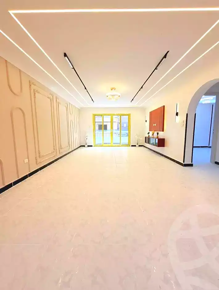 https://aqarmap.com.eg/ar/listing/6997596-for-sale-alexandria-al-agamy-shataa-el-nakheel