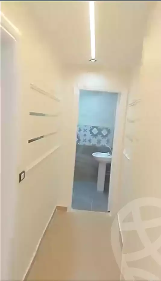 https://aqarmap.com.eg/ar/listing/6997647-for-sale-alexandria-miami-el-gaish-rd-st
