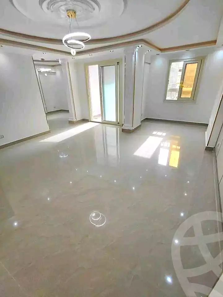 https://aqarmap.com.eg/ar/listing/6997783-for-sale-alexandria-sydy-bshr-sydy-bshr-bhry-street-15