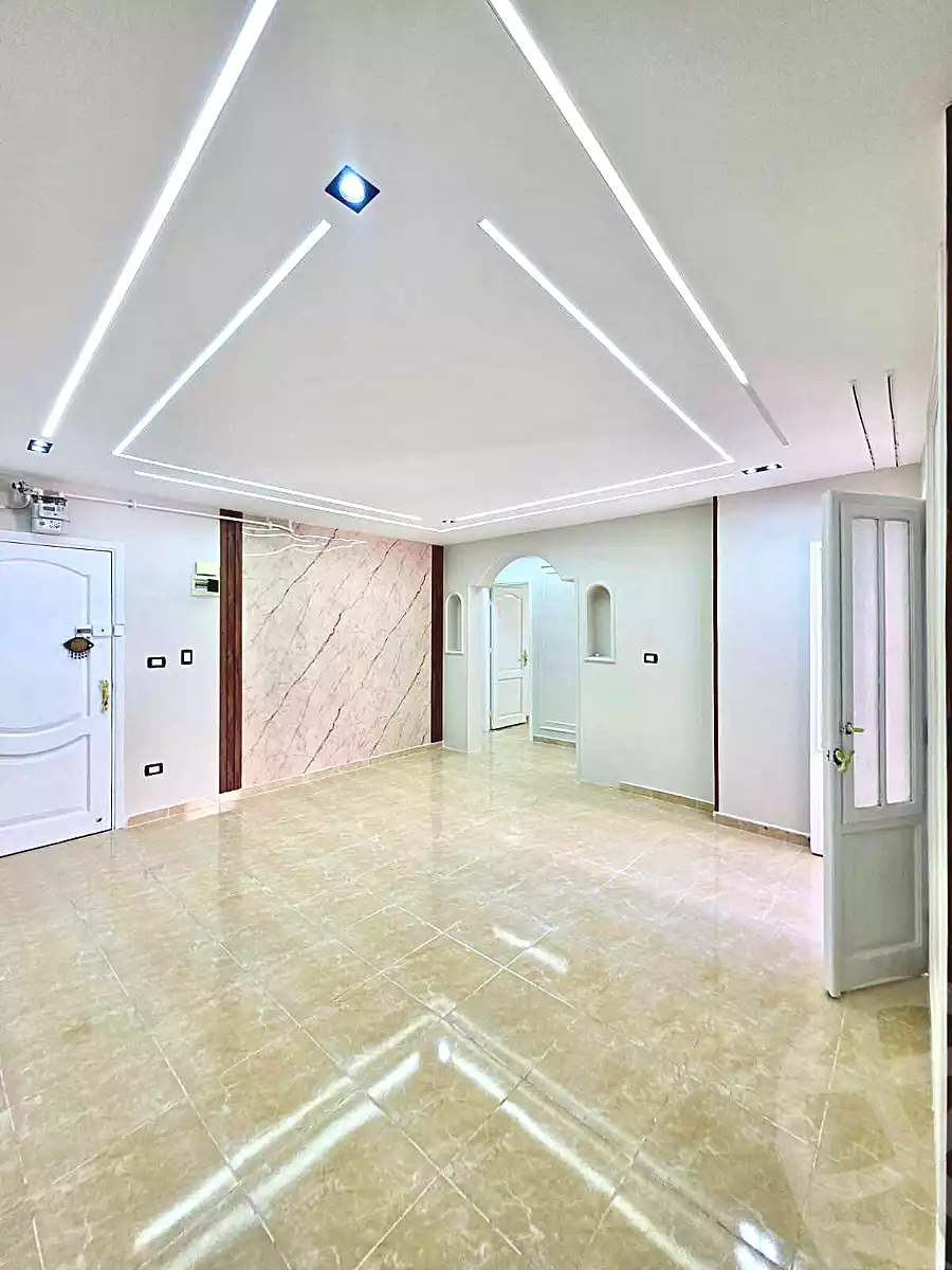 https://aqarmap.com.eg/ar/listing/6998047-for-sale-alexandria-miami-mohammed-galal-hammad-st