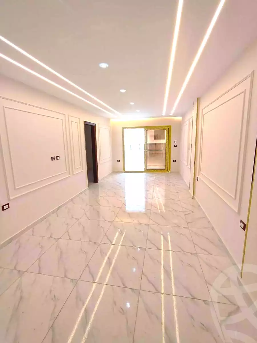 https://aqarmap.com.eg/ar/listing/6998083-for-sale-alexandria-miami