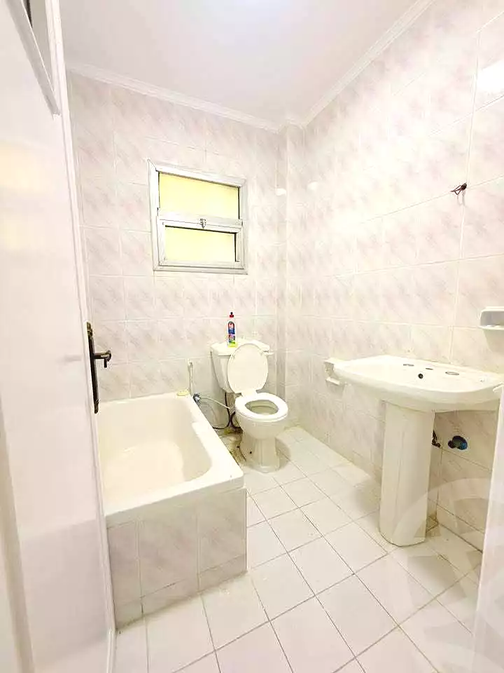 https://aqarmap.com.eg/en/listing/6998105-for-sale-alexandria-al-agamy-shataa-el-nakheel