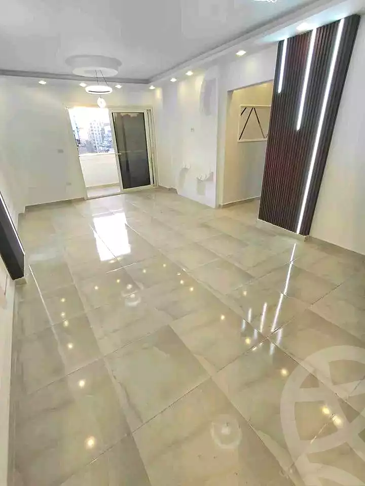 https://aqarmap.com.eg/ar/listing/6998110-for-sale-alexandria-miami-shr-jml-bd-lnsr