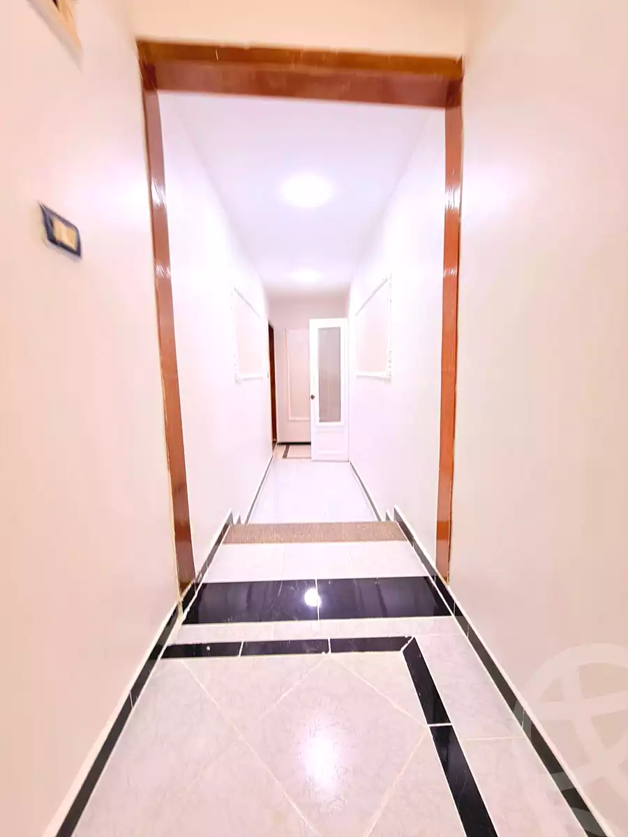 https://aqarmap.com.eg/ar/listing/6998128-for-sale-alexandria-al-agamy