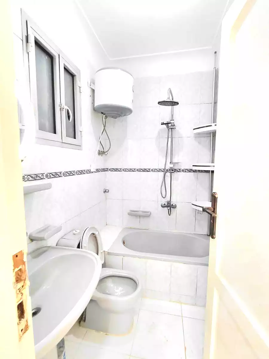 https://aqarmap.com.eg/en/listing/6998133-for-sale-alexandria-al-agamy-shataa-el-nakheel
