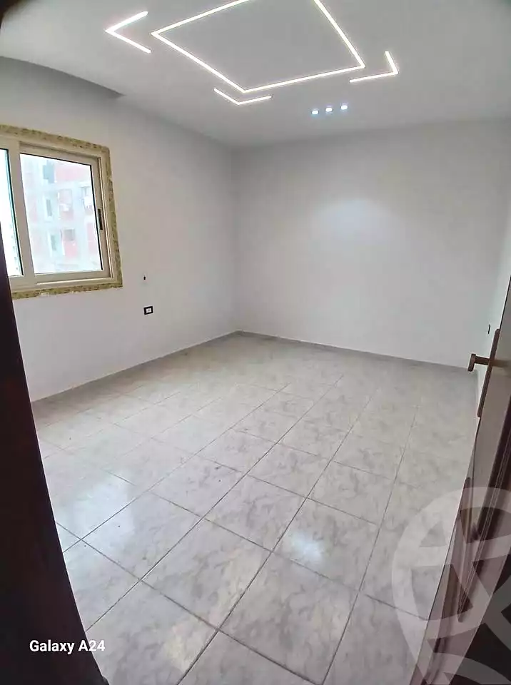 https://aqarmap.com.eg/ar/listing/6998147-for-sale-alexandria-el-asafra-l-sfr-bhry