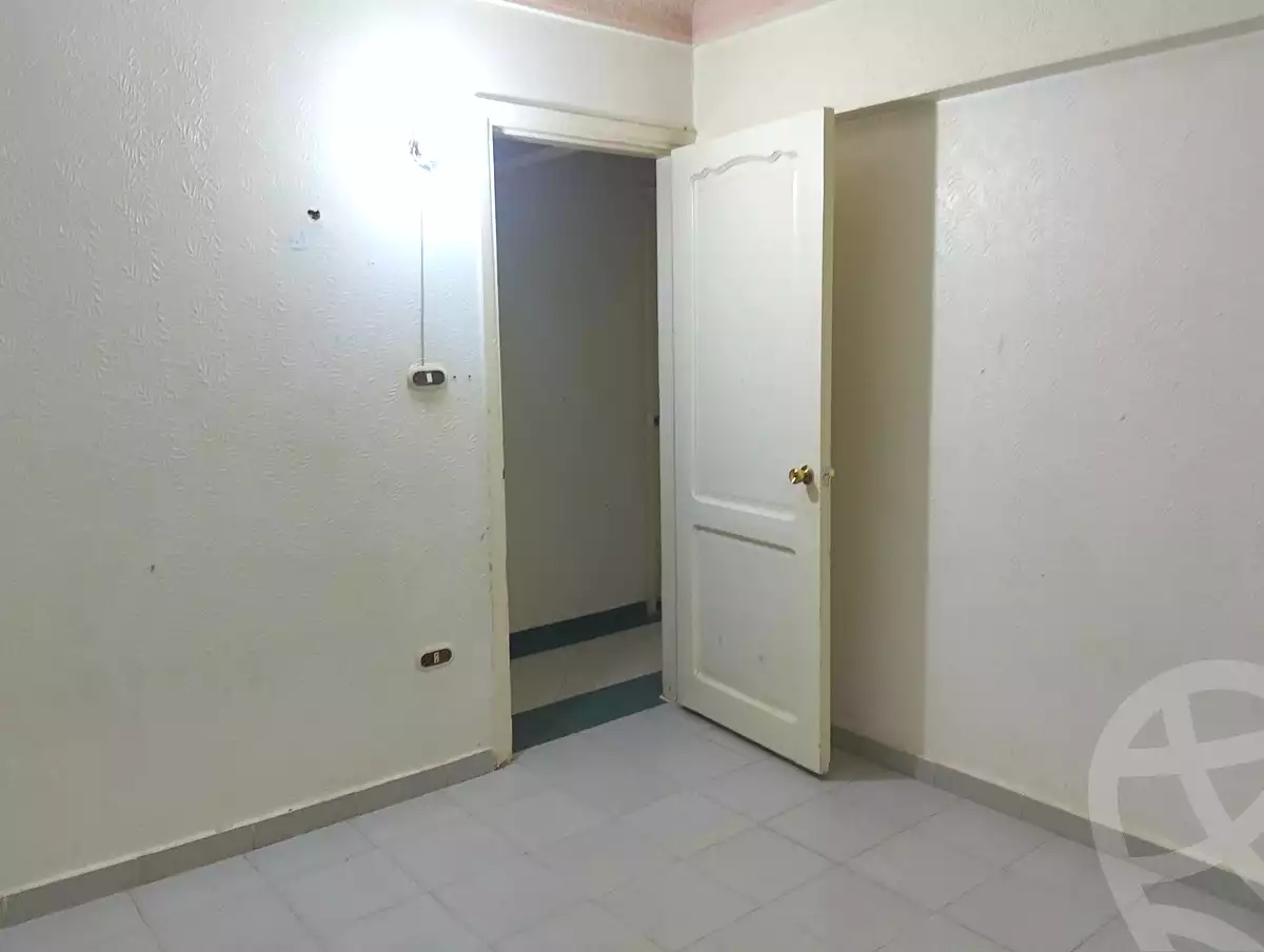 https://aqarmap.com.eg/ar/listing/6998167-for-rent-alexandria-al-agamy-shataa-el-nakheel