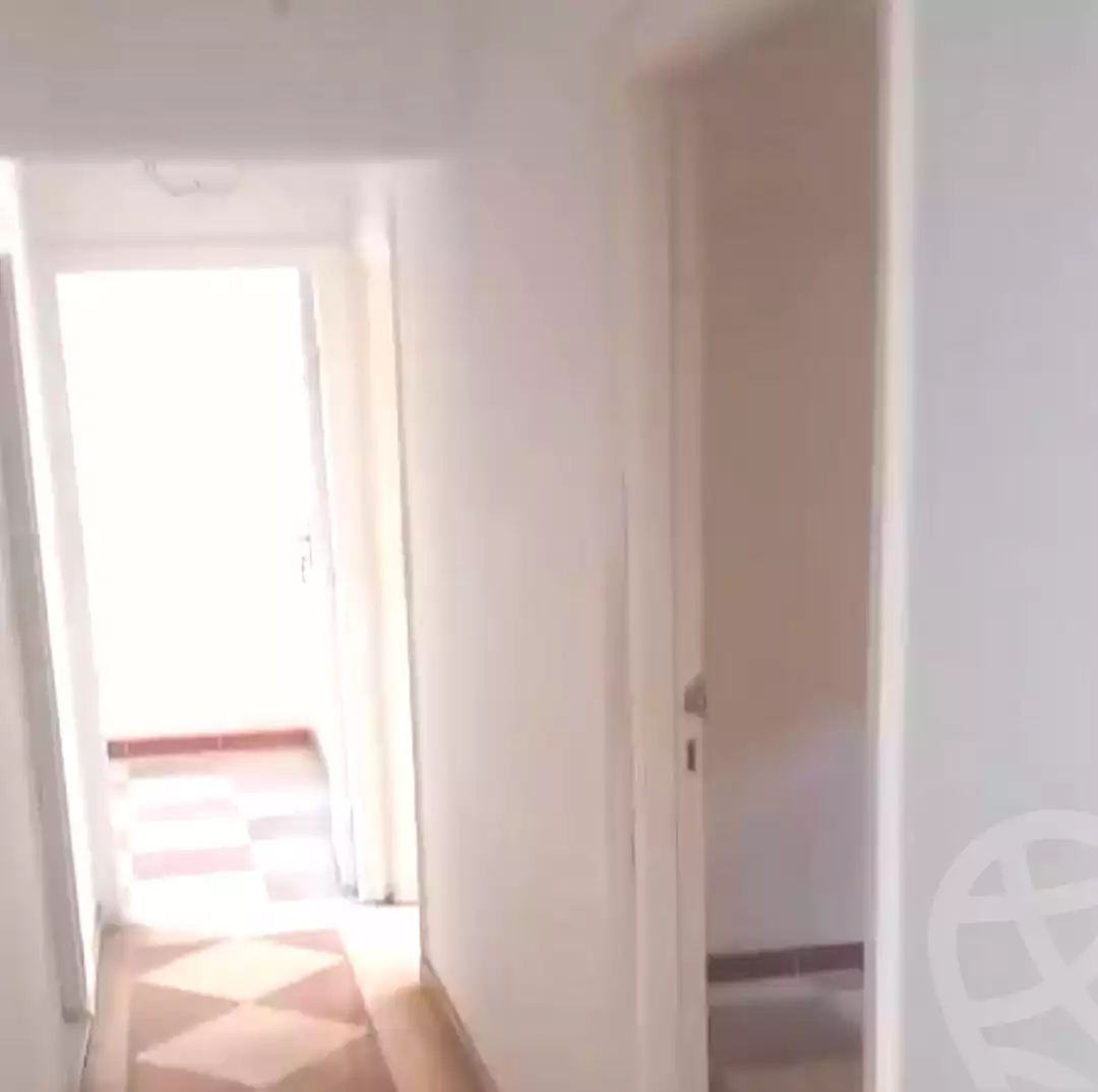 https://aqarmap.com.eg/ar/listing/6998221-for-sale-alexandria-sydy-bshr-sydy-bshr-bhry-gamal-abd-el-nasir-st