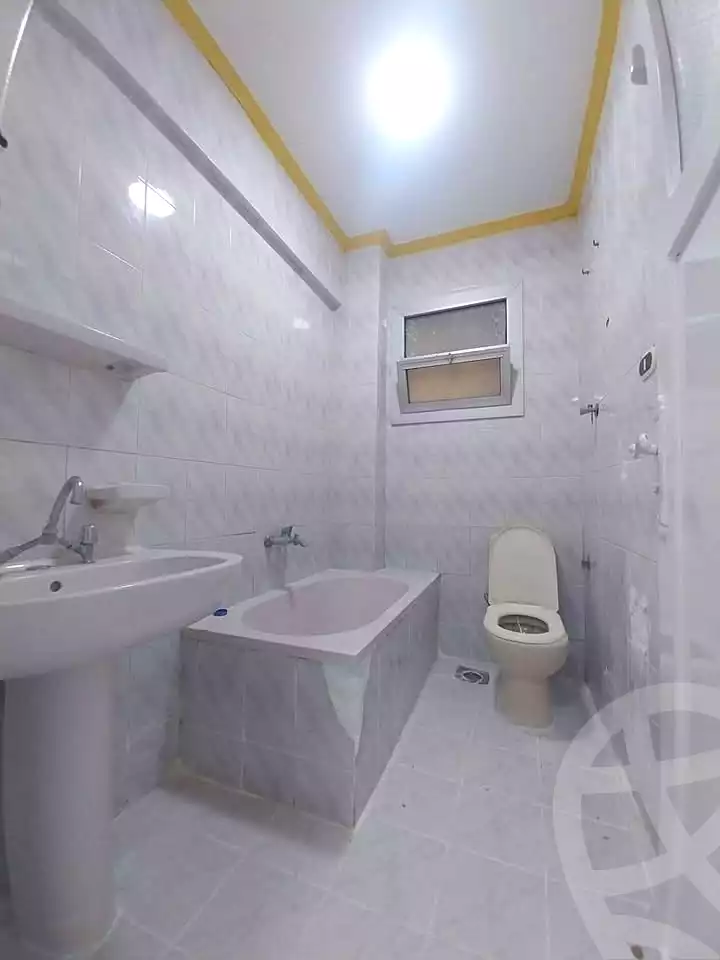 https://aqarmap.com.eg/en/listing/6998286-for-sale-alexandria-al-agamy-shataa-el-nakheel