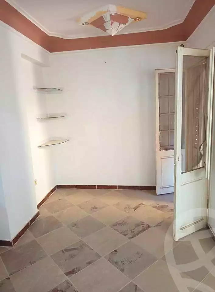 https://aqarmap.com.eg/ar/listing/6998386-for-sale-alexandria-al-agamy-shataa-el-nakheel