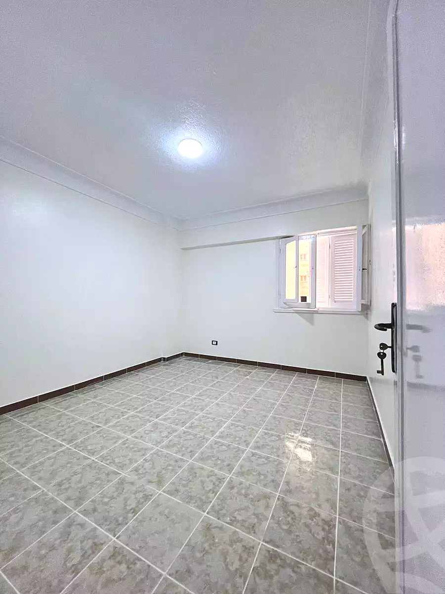 https://aqarmap.com.eg/en/listing/6998475-for-sale-alexandria-al-agamy-shataa-el-nakheel