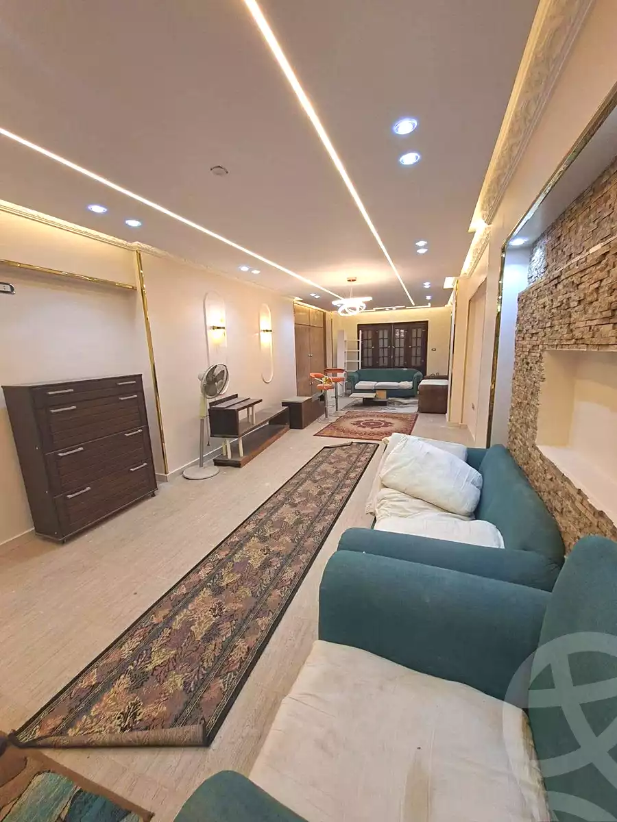 https://aqarmap.com.eg/en/listing/6998817-for-sale-cairo-helwan-helwan-el-sharkeya-mostafa-safwat-st
