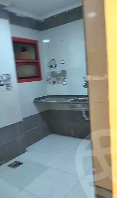 https://aqarmap.com.eg/ar/listing/6998915-for-rent-alexandria-al-agamy-lbytsh-bianchiii