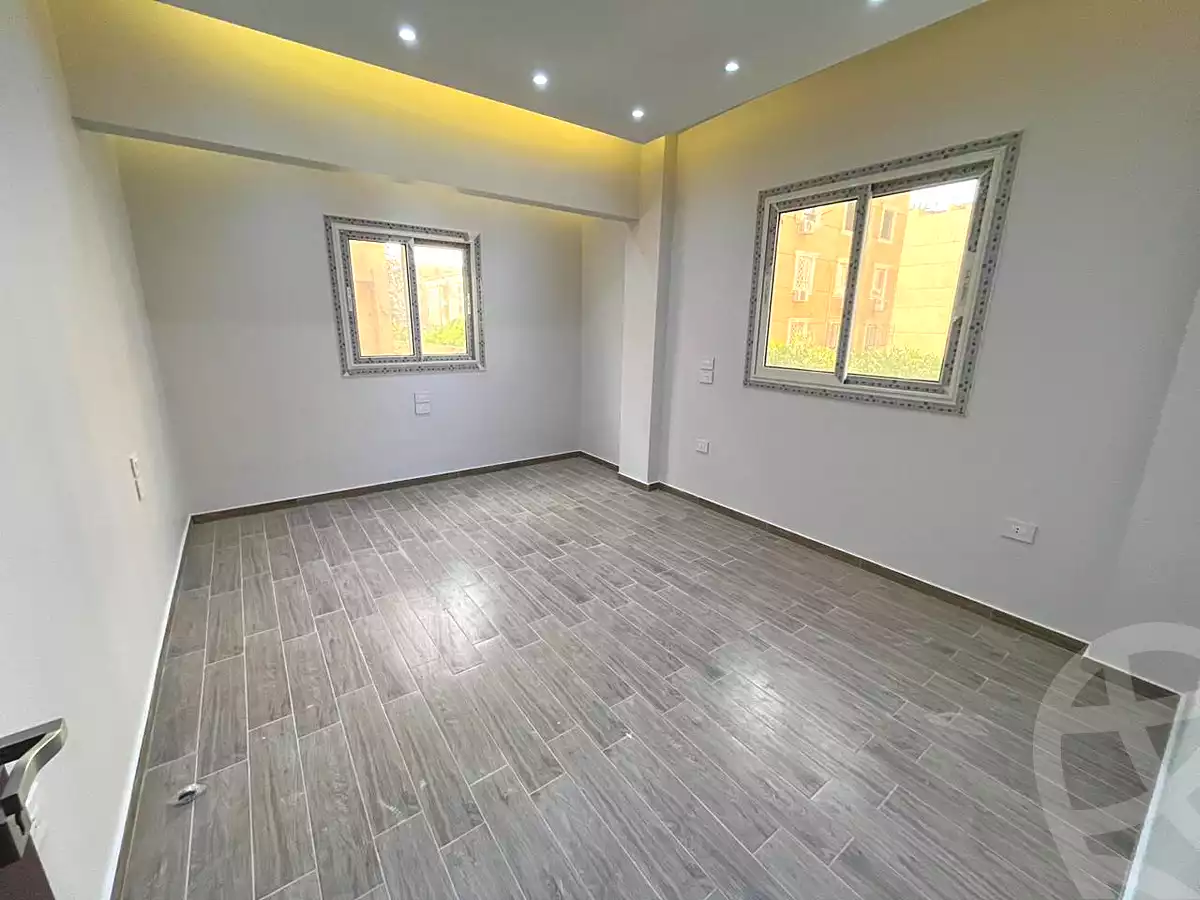 https://aqarmap.com.eg/en/listing/6999042-for-sale-cairo-el-sheikh-zayed-city-el-hay-elthamen-area-4