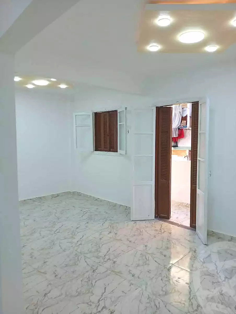 https://aqarmap.com.eg/en/listing/6999050-for-sale-alexandria-sydy-bshr-sydy-bshr-qbly-lamai-st