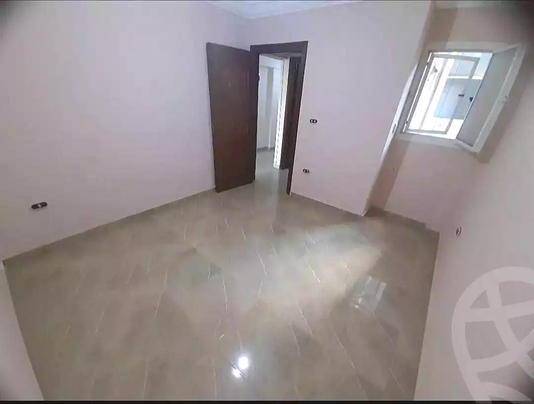https://aqarmap.com.eg/ar/listing/6999063-for-sale-alexandria-sydy-bshr-sydy-bshr-bhry-sidi-beshr-mosque-st