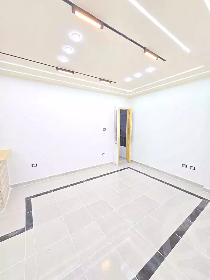 https://aqarmap.com.eg/ar/listing/6998758-for-sale-alexandria-al-agamy-shataa-el-nakheel