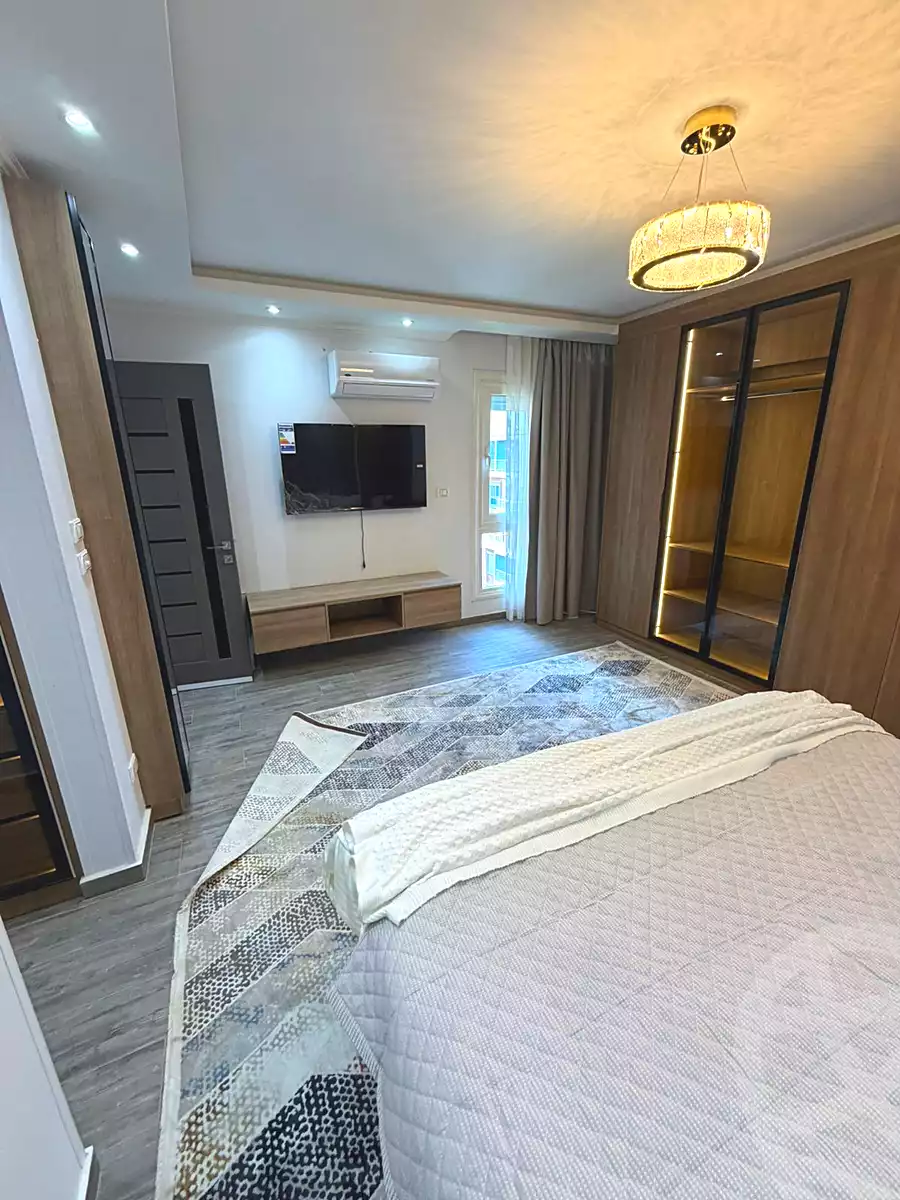 https://aqarmap.com.eg/ar/listing/6999090-for-sale-cairo-new-cairo-compounds-mwrd-fq-llttwyr